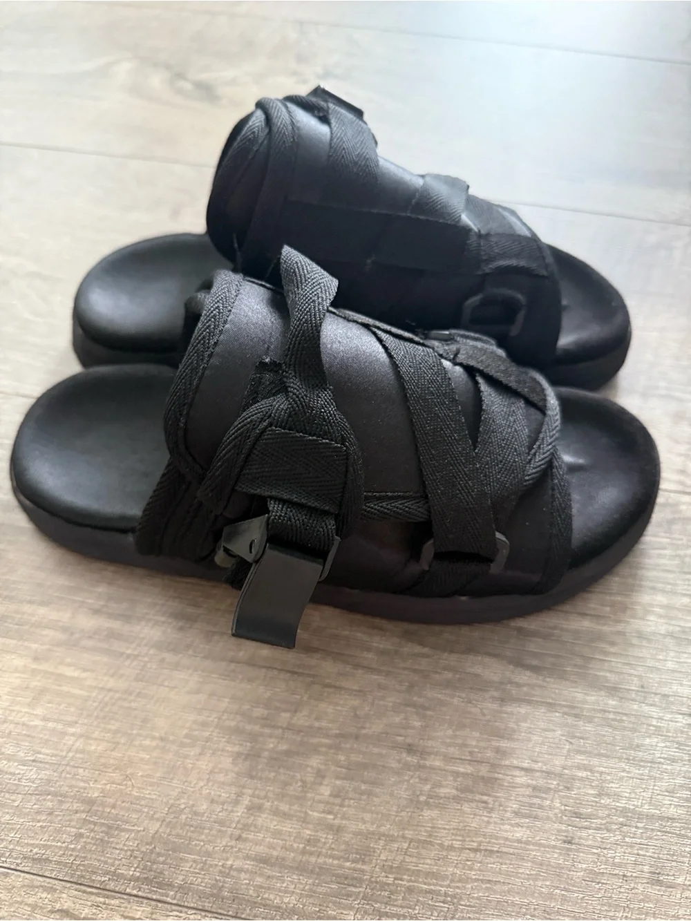 Draco Black Sandals Size 7/8 Adjustable Woven Straps